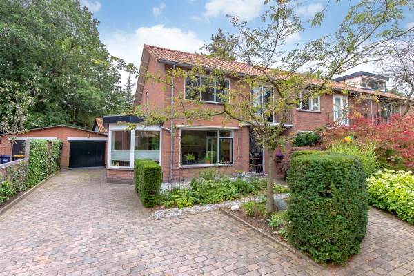 Woning Burg. Van Tuyll-laan 64 Zeist