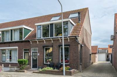 Woning Julianastraat 86 Oude-Tonge