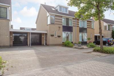 Woning Simon Vestdijkstraat 44 Raamsdonksveer