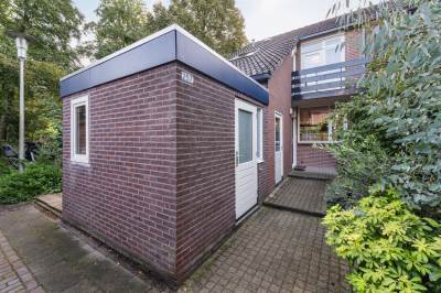 Woning Esdoornhof 257 Kampen