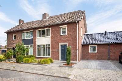 Woning Burgemeester van der Weidenlaan 10 Beek en Donk
