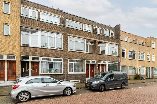 Woning Van 's-Gravesandestraat 45b Schiedam