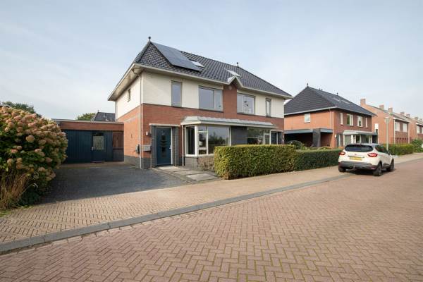Woning Es 25 Leek