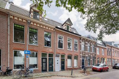 Woning Voorhelmstraat 14rood Haarlem