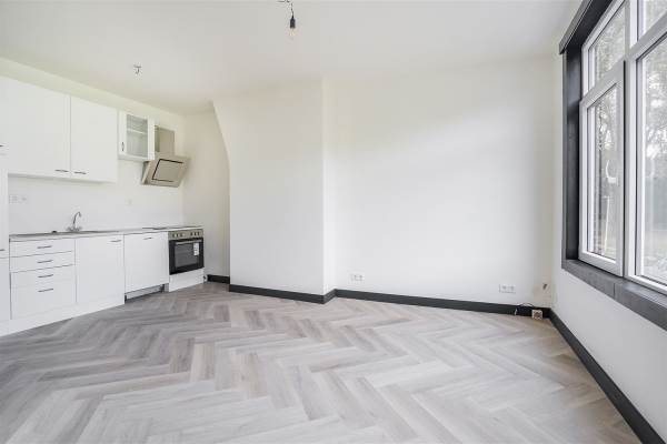Woning West-Varkenoordseweg 243B Rotterdam