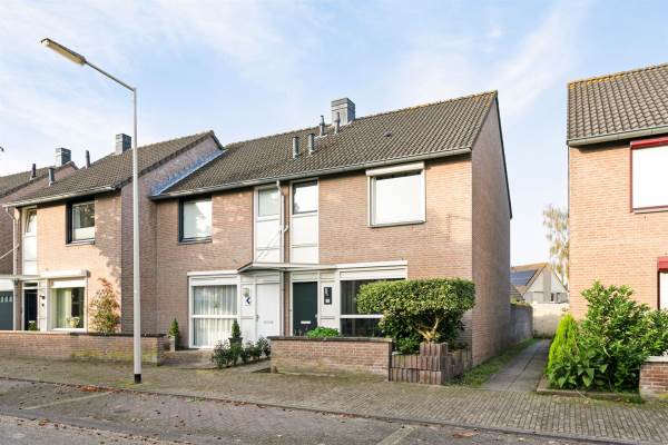 Woning Kastanjelaan 17 Halsteren