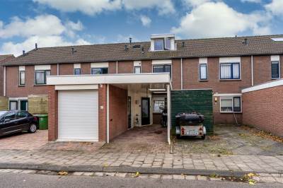 Woning Zwaluwenveld 87 Emmen