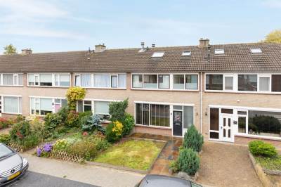 Woning Burg. Bianchiweg 10 Geertruidenberg