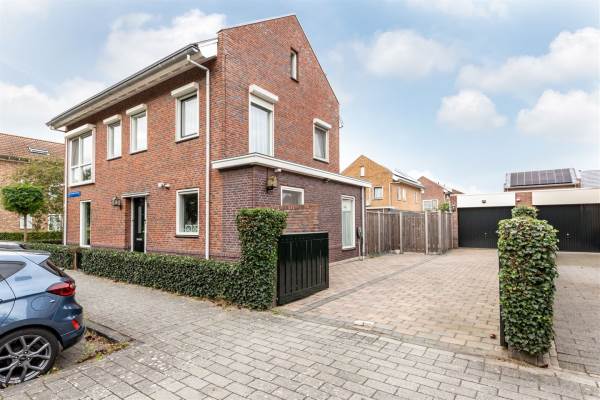 Woning Van Raemdonckstraat 6 Almere