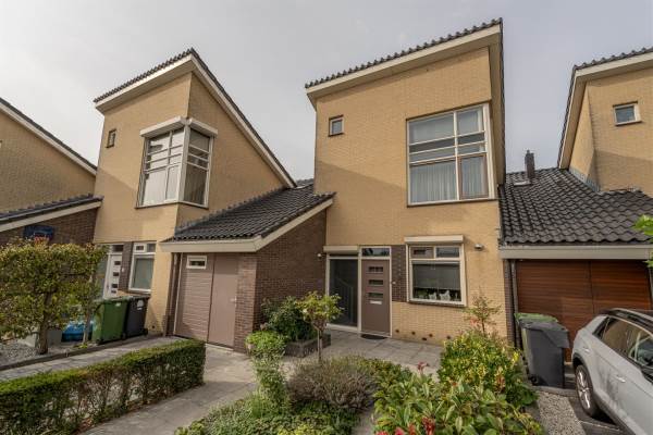 Woning Dokter Duyvendakhof 8 Oud-Beijerland