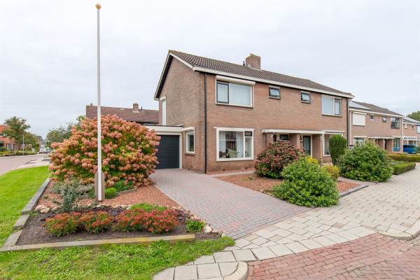 Woning Jan Steenlaan 1 Musselkanaal