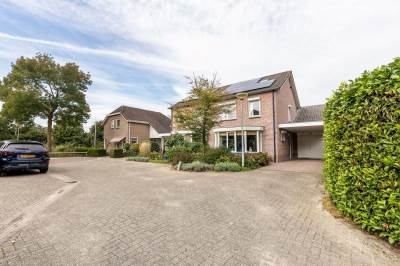 Woning Esstraat 2 Boven-Leeuwen