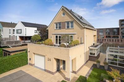 Woning Zwanebloem 24 Hendrik-Ido-Ambacht