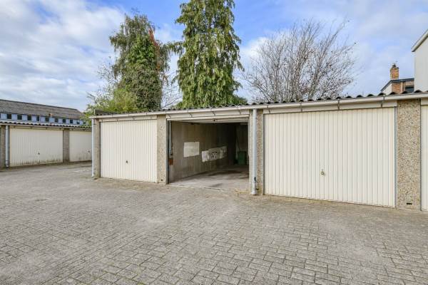Garage Teteringsedijk 144G82 Breda