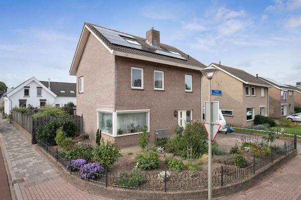 Woning Paulus Potterstraat 1 Millingen aan de Rijn