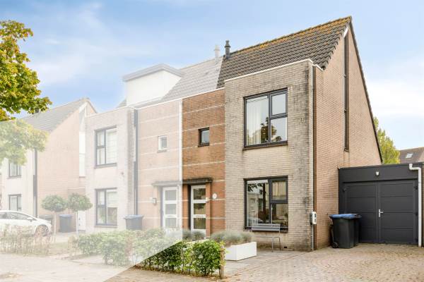 Woning Klimopberg 35 Roosendaal