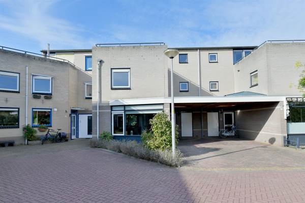 Woning Jacob van Bredastraat 8 Deventer