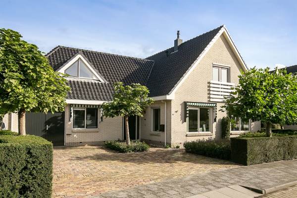 Woning Madrigaal 51 Kampen