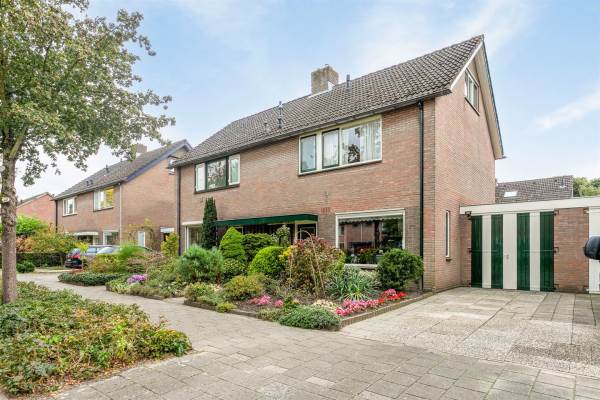 Woning van der Duyn van Maesdamstraat 79 Twello