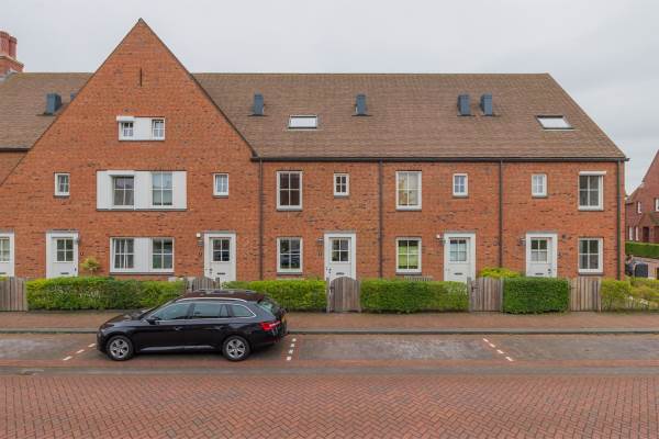 Woning Catharina Parrlaan 8 Hoofddorp