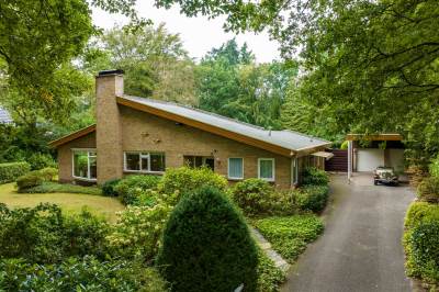 Woning Burgemeester Van der Feltzlaan 15 Epe