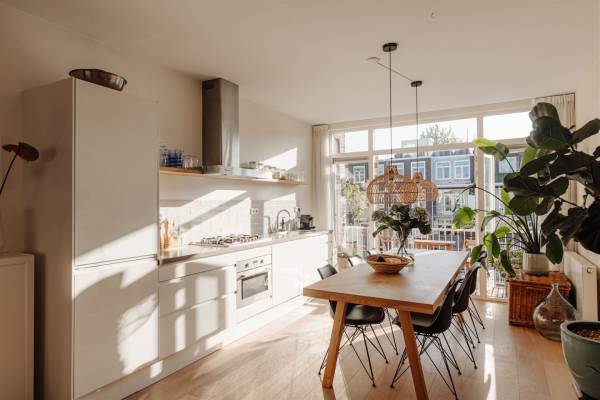 Woning Bestevâerstraat 16III Amsterdam