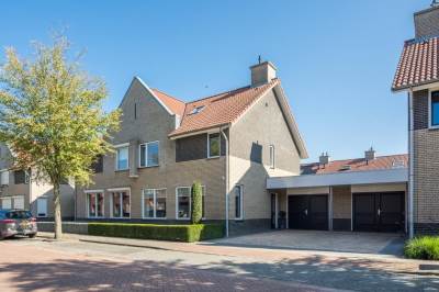 Woning Knikeind 14 Best