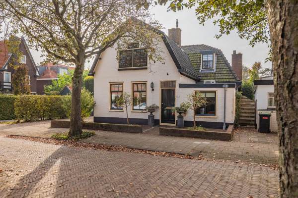 Woning Dr. Leenaersstraat 24 Castricum