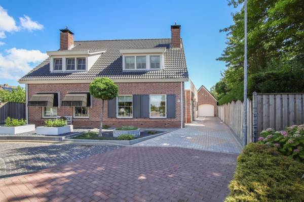 Woning Lorentzhof 18 Kruiningen