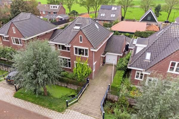 Woning Burg. S. Schagenstraat 1B Oterleek