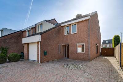 Woning Burgemeester Van Laarstraat 21 Cadier en Keer