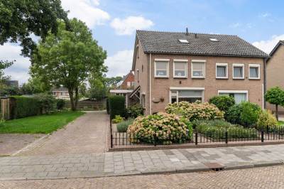 Woning Wethouder Bruensstraat 23 Deest