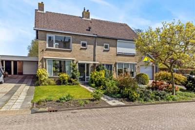 Woning Brugstraat 25 Limmen