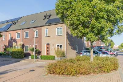 Woning Steur 184 Hendrik-Ido-Ambacht