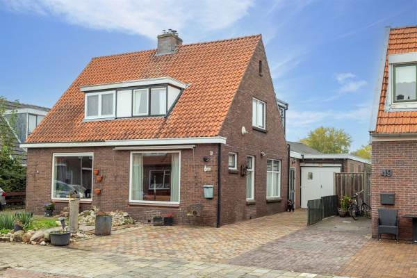 Woning Wethouder Robaardstraat 47 Hoogeveen