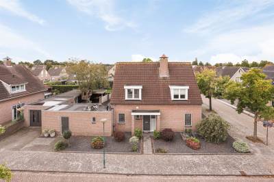 Woning van Ravesteynstraat 4 Dongen