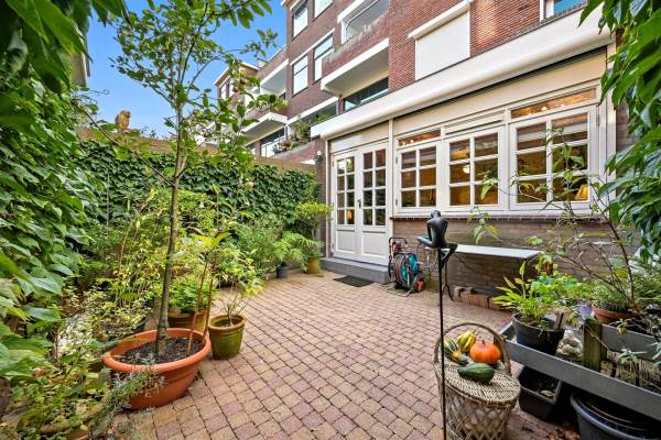 Woning Thorbeckelaan 121 Den Haag