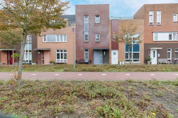 Woning Villa Waterranonkel 17 Waalwijk