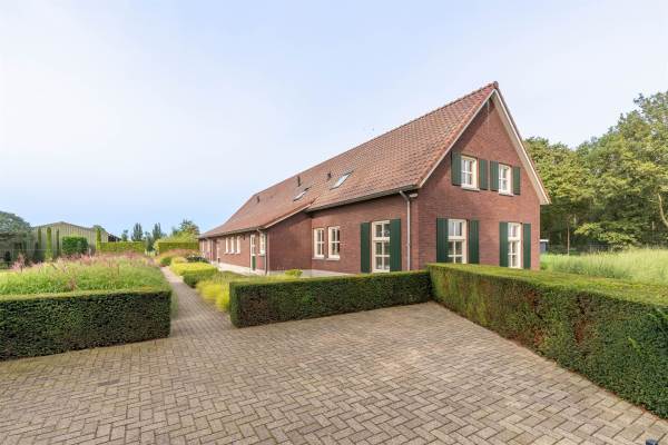 Woning Eikenweg 1 Landhorst