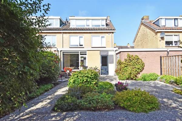 Woning Irenestraat 7 Benthuizen