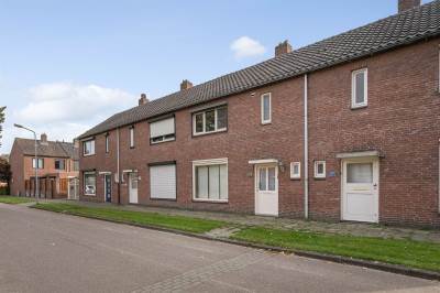 Woning Charlotte van Bourbonstraat 32 Weert