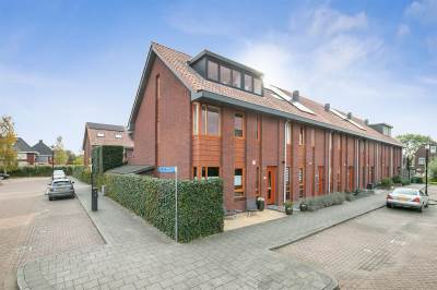 Woning Opper Van Treurenstraat 58 Heinenoord