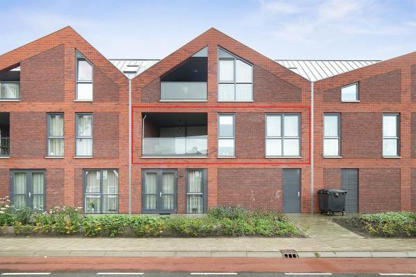 Woning Oranjeplein 10 Vroomshoop