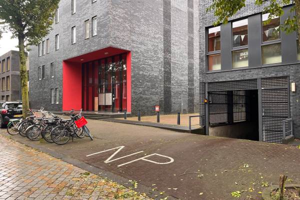 Woning PP Erich Salomonstraat thv # 495 Amsterdam