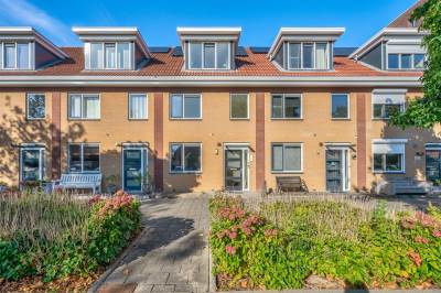 Woning Agnes Bartoutslaan 52 Hendrik-Ido-Ambacht