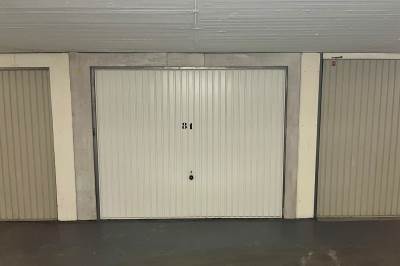 Garage Burgemeester van Fenemaplein garage 81 Zandvoort