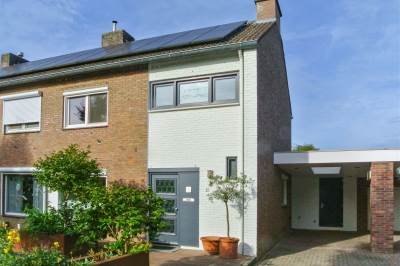 Woning Eikenlaan 17 Bunde