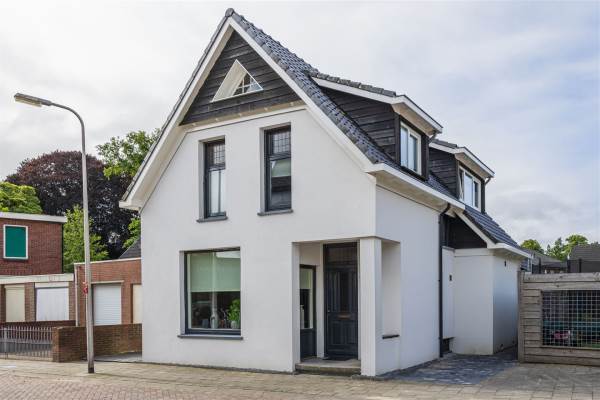 Woning Stationsdwarsweg 58 Rijssen