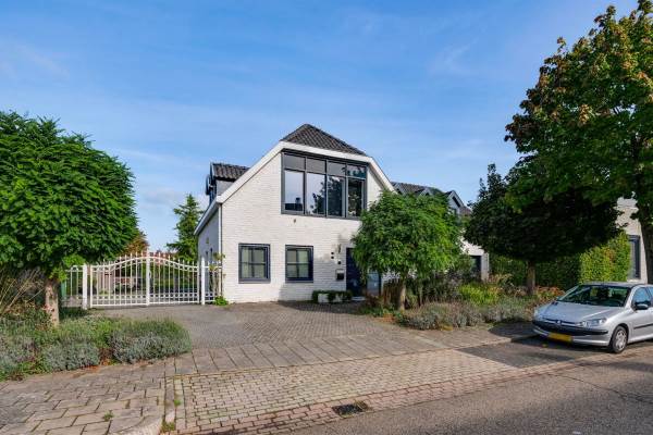 Woning Rustenburgstraat 13 Bunde