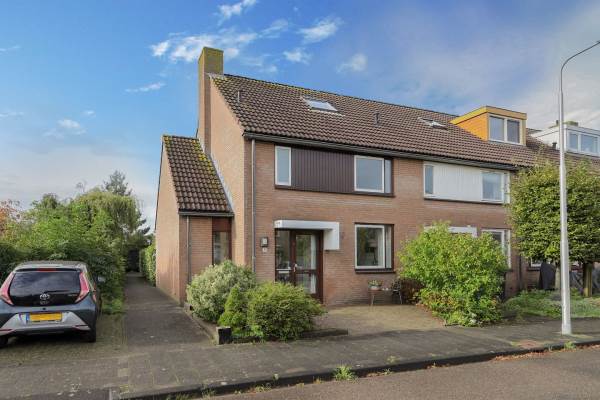 Woning Darwinstraat 8 Kudelstaart